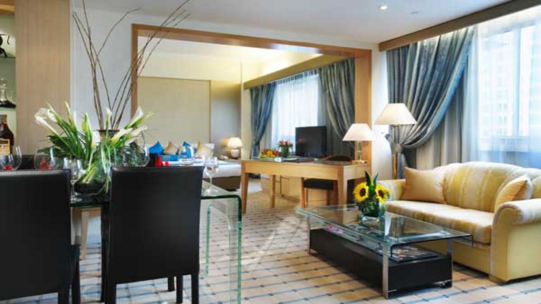 Premier Room